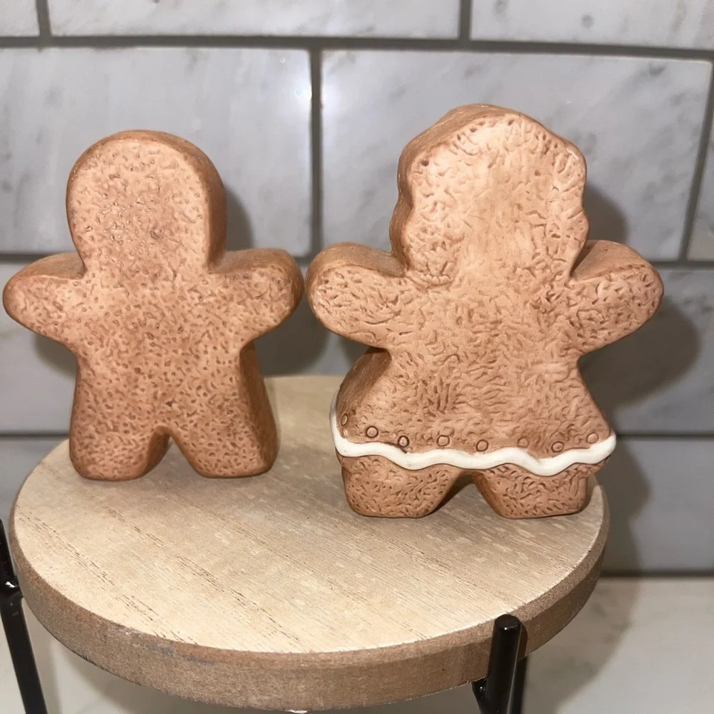 Gingerbread girl & boy Salt‎ & Pepper Shaker Set